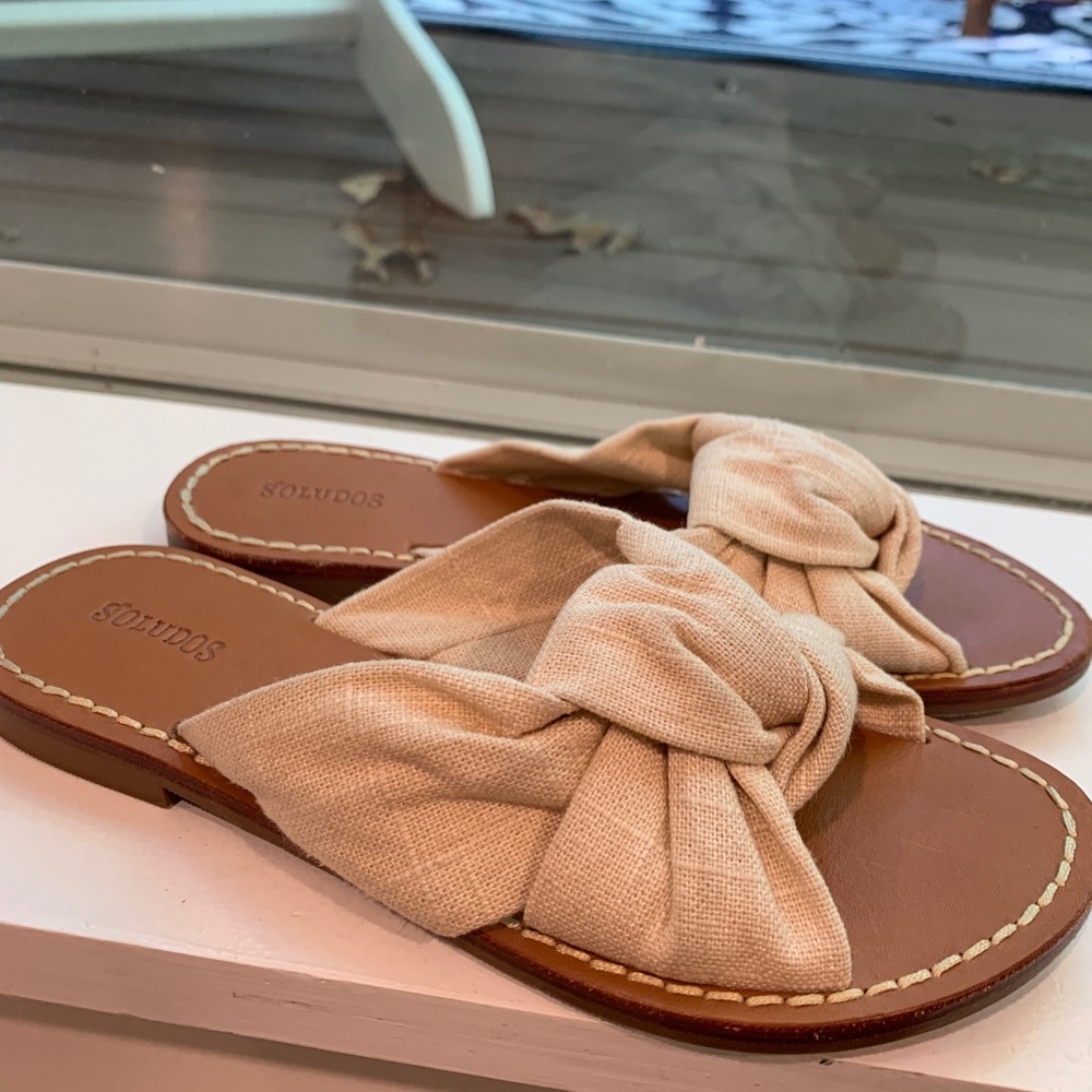 Soludos Size 5 Cream Color Sandals